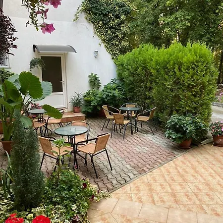 Pansion Lazine Maison d'hôtes 4*