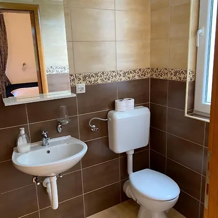 Maison d'hôtes Pansion Lazine 4*